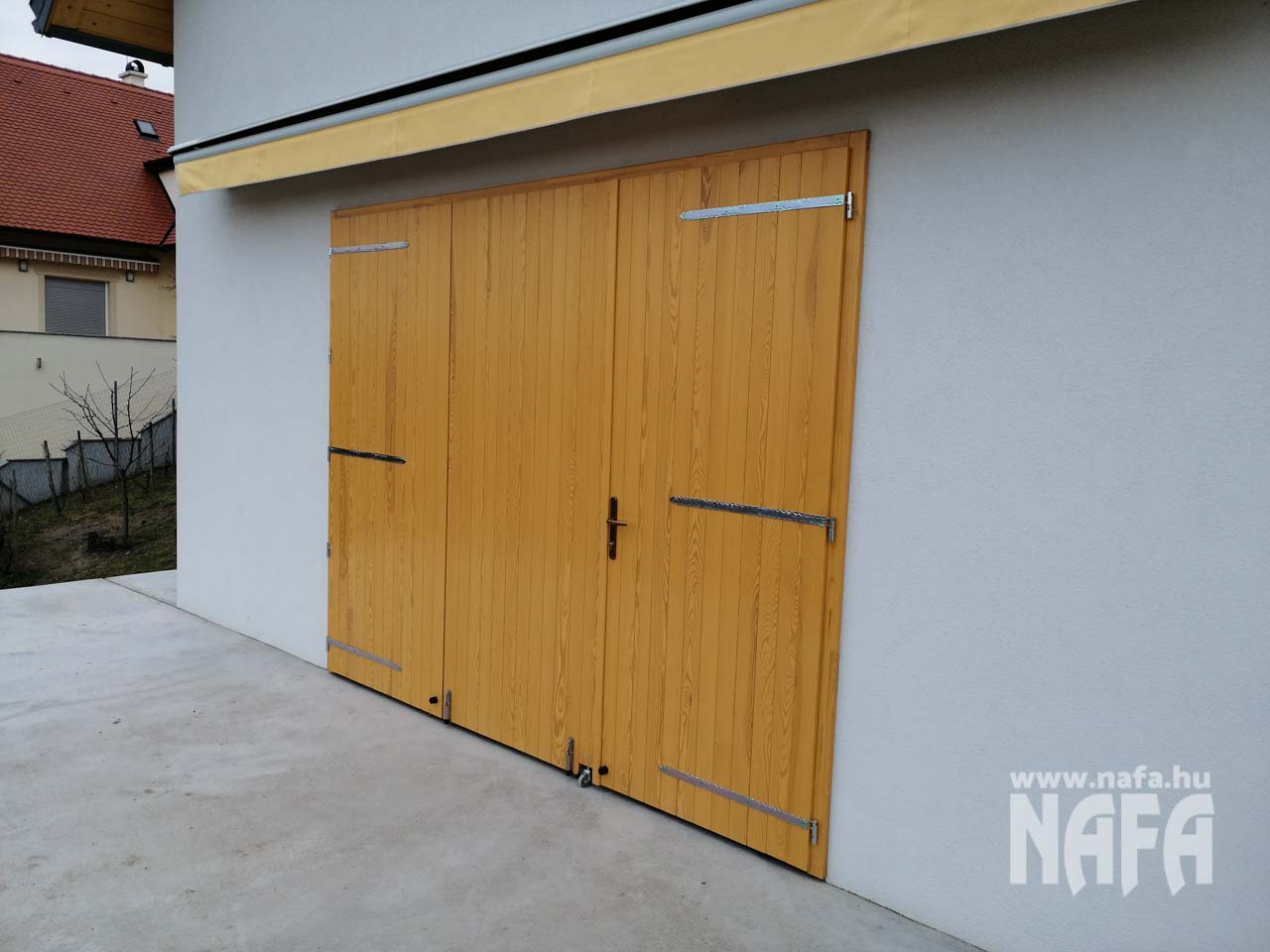 Badacsonytördemic Harmonika deszka spaletta világossárga színben