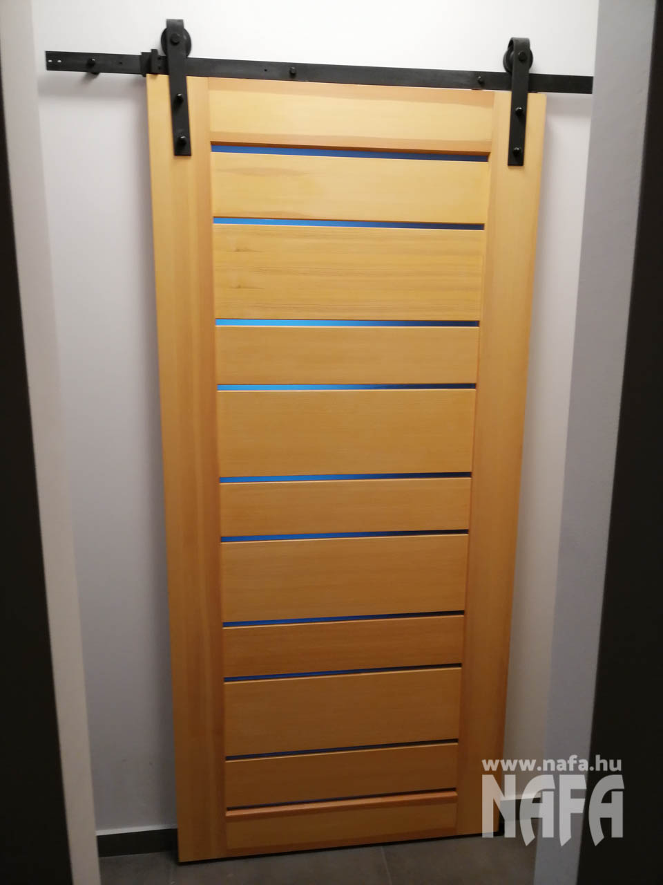 Badacsonytördemic zebramintás toló beltéri ajtó